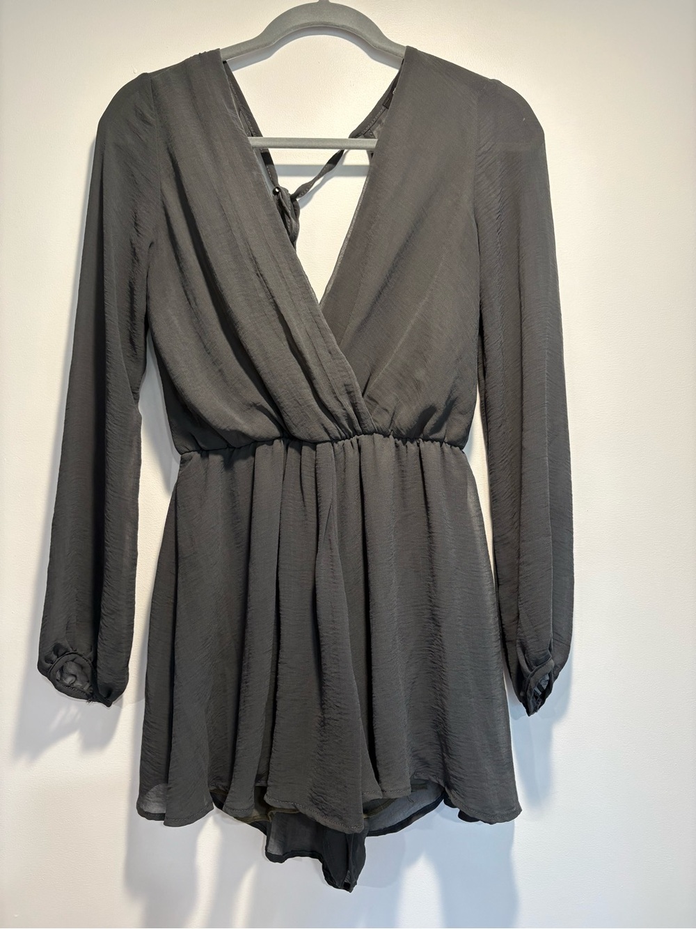 Final Touch Gray Long Sleeve V-Neck Romper Dress